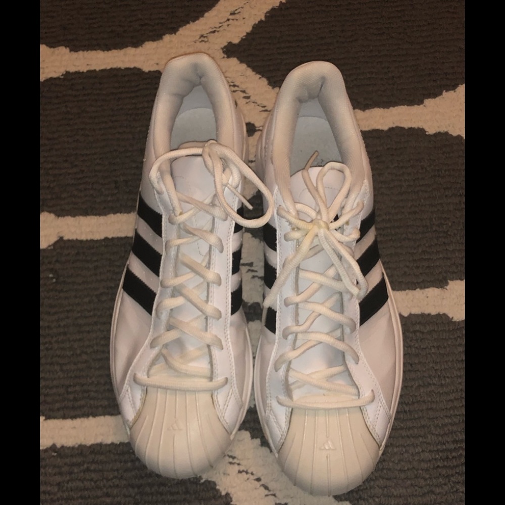 Men’s SHELL TOE ADIDAS